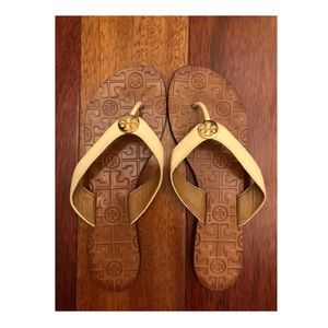 tory burch sandals